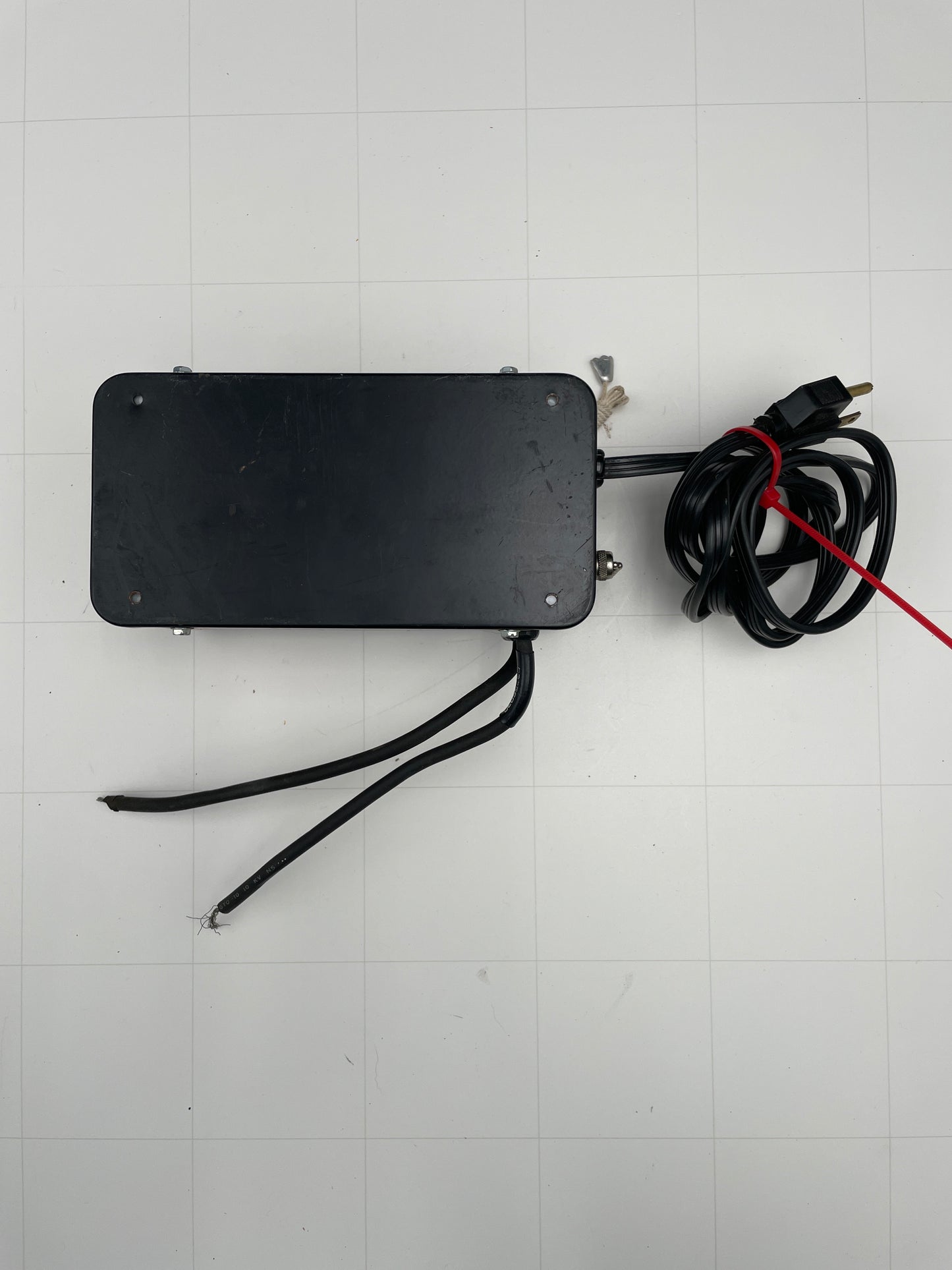 Actown Vintage Core & Coil Neon Sign Replacement Transformer – 6Kv
