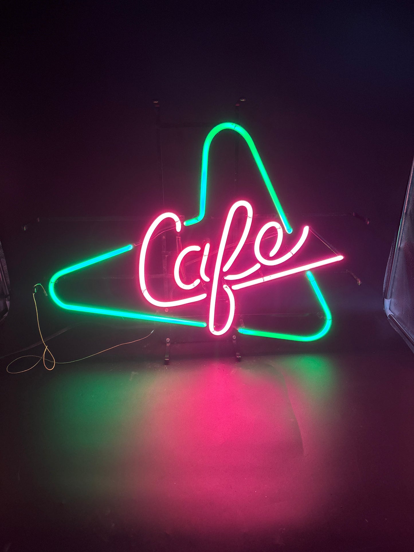 Cafe Single Stroke Word unit with Emphasis Replacement Tube - Neon Sign Part