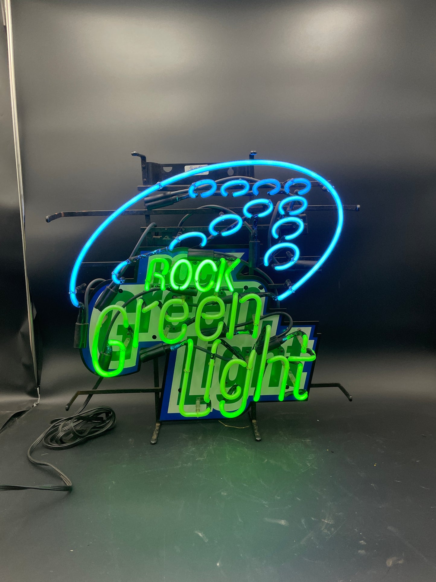 Rolling Rock Motion Neon Sign