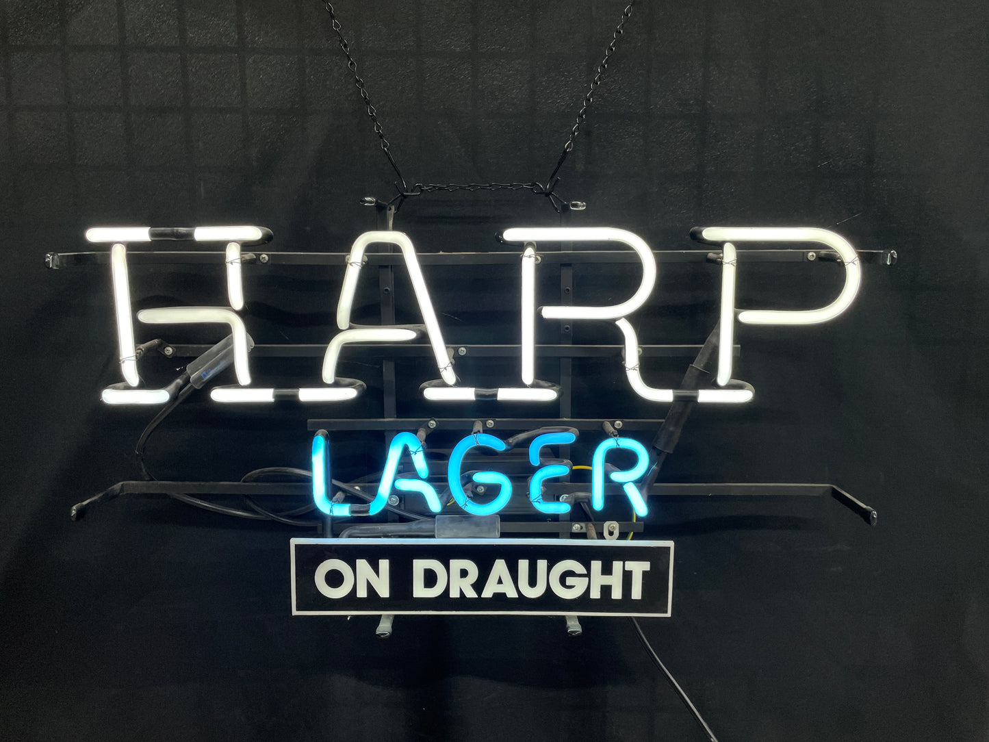 Harp Lager On Draught Guinness Neon Sign
