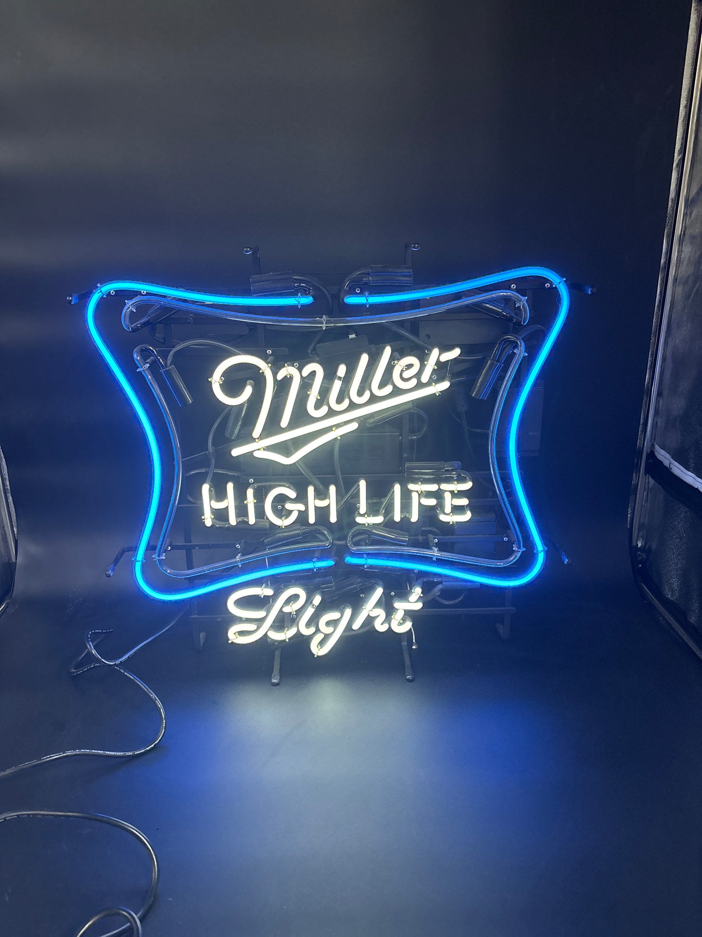 Miller High Life Light Motion Neon Sign