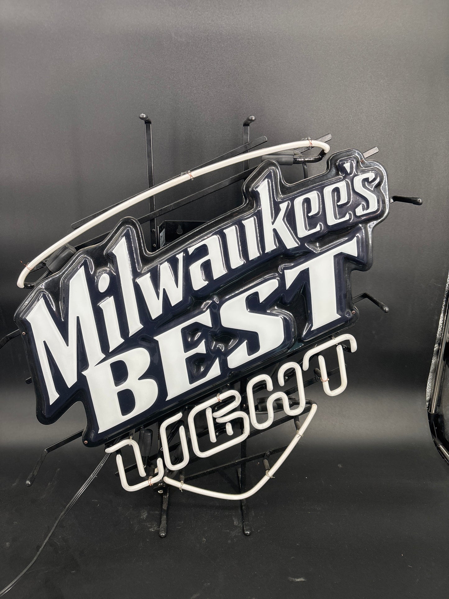 Milwaukee’s Best Light Neon Sign