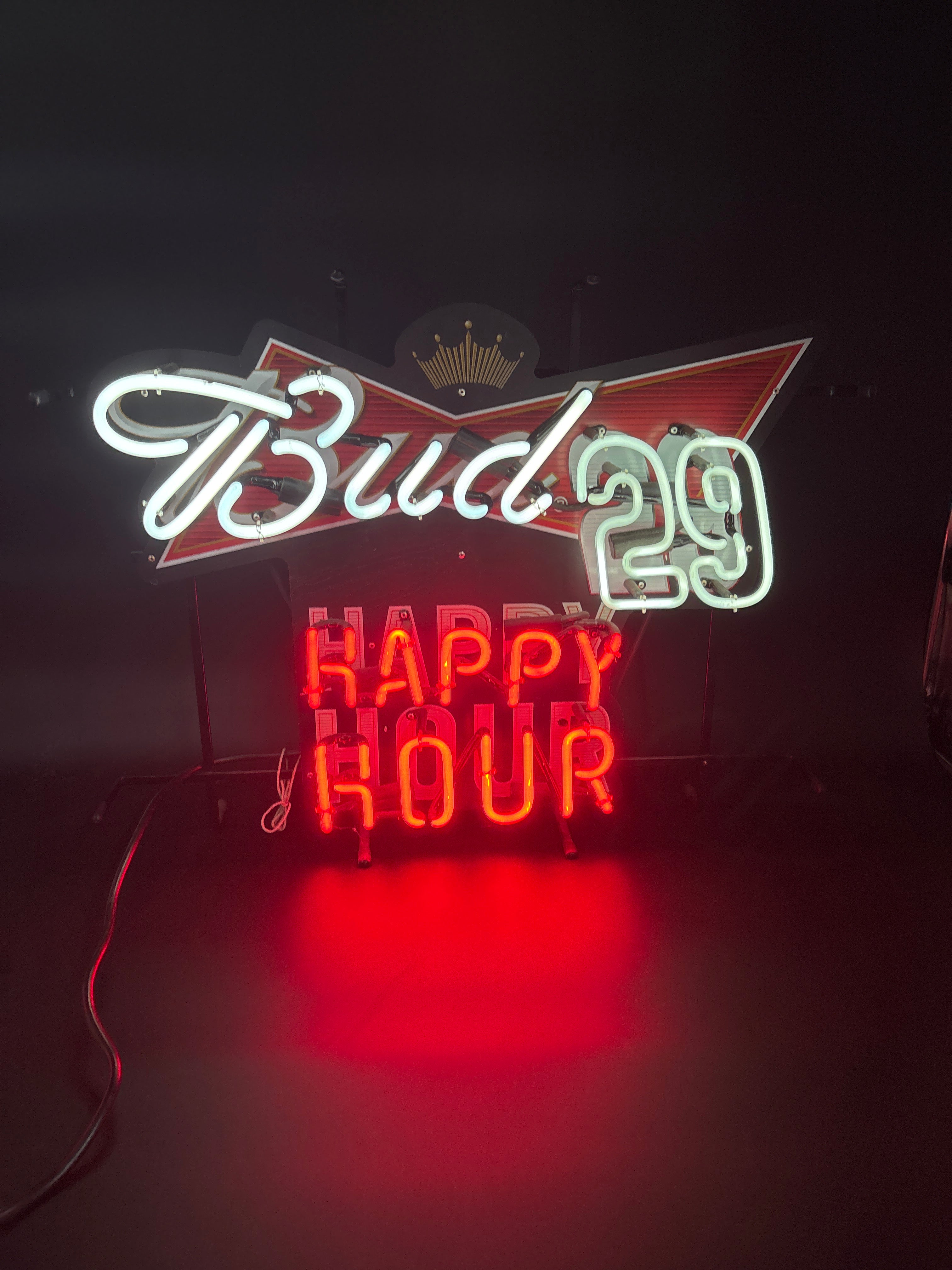 Bud 29 Happy Hour Neon Sign – NeonSignRevival