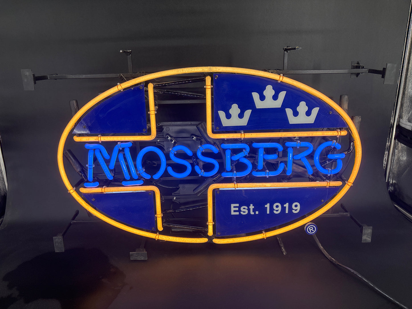 Mossberg Neon Sign