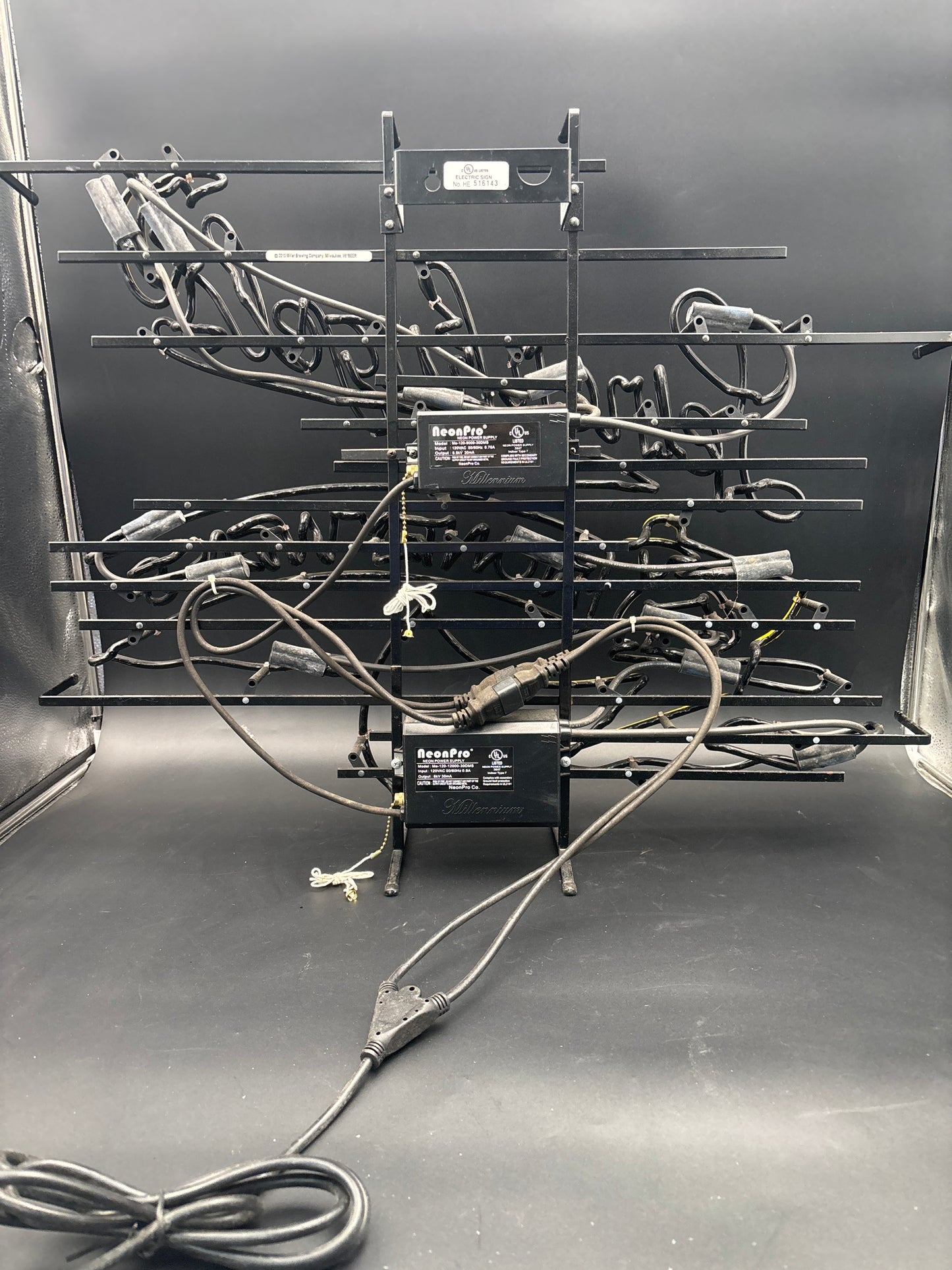 Leinenkugel’s Honey Weiss Canoe Neon Sign