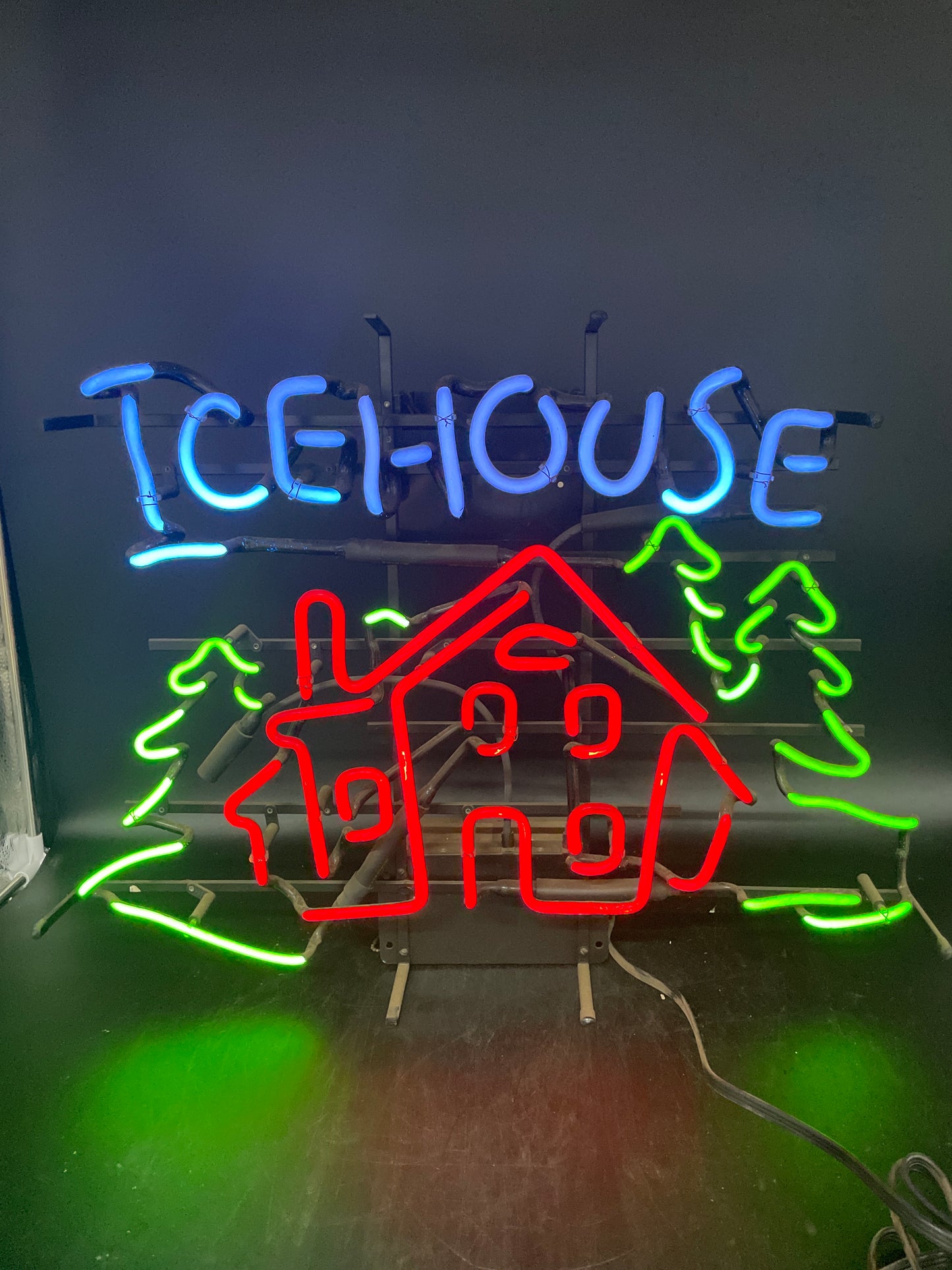 Single Left Tree Unit for Ice House Replacement Tube - Neon Sign Part