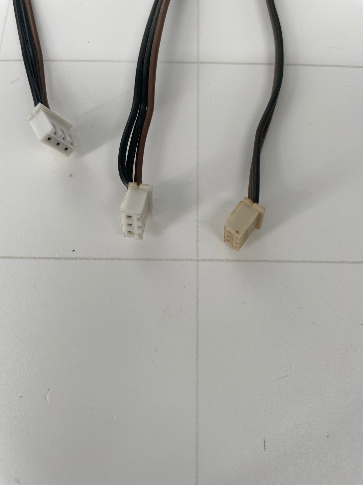 Small EH-12C to EH-1210 / EH-1220 Motion Sign Interconnect Harness