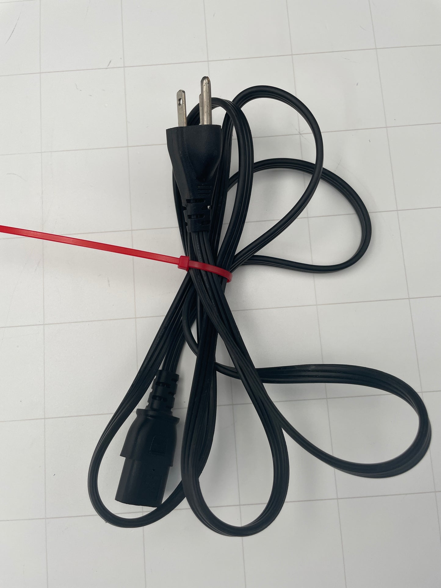 6Ft Neon Sign Replacement Power Cord – Single IEC Plug-In
