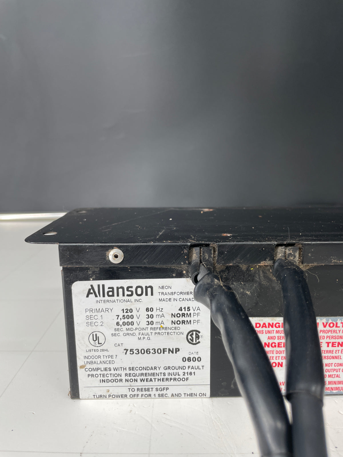 Allanson Dual Vintage Core & Coil Neon Sign Replacement Transformer – 7.5 / 6Kv