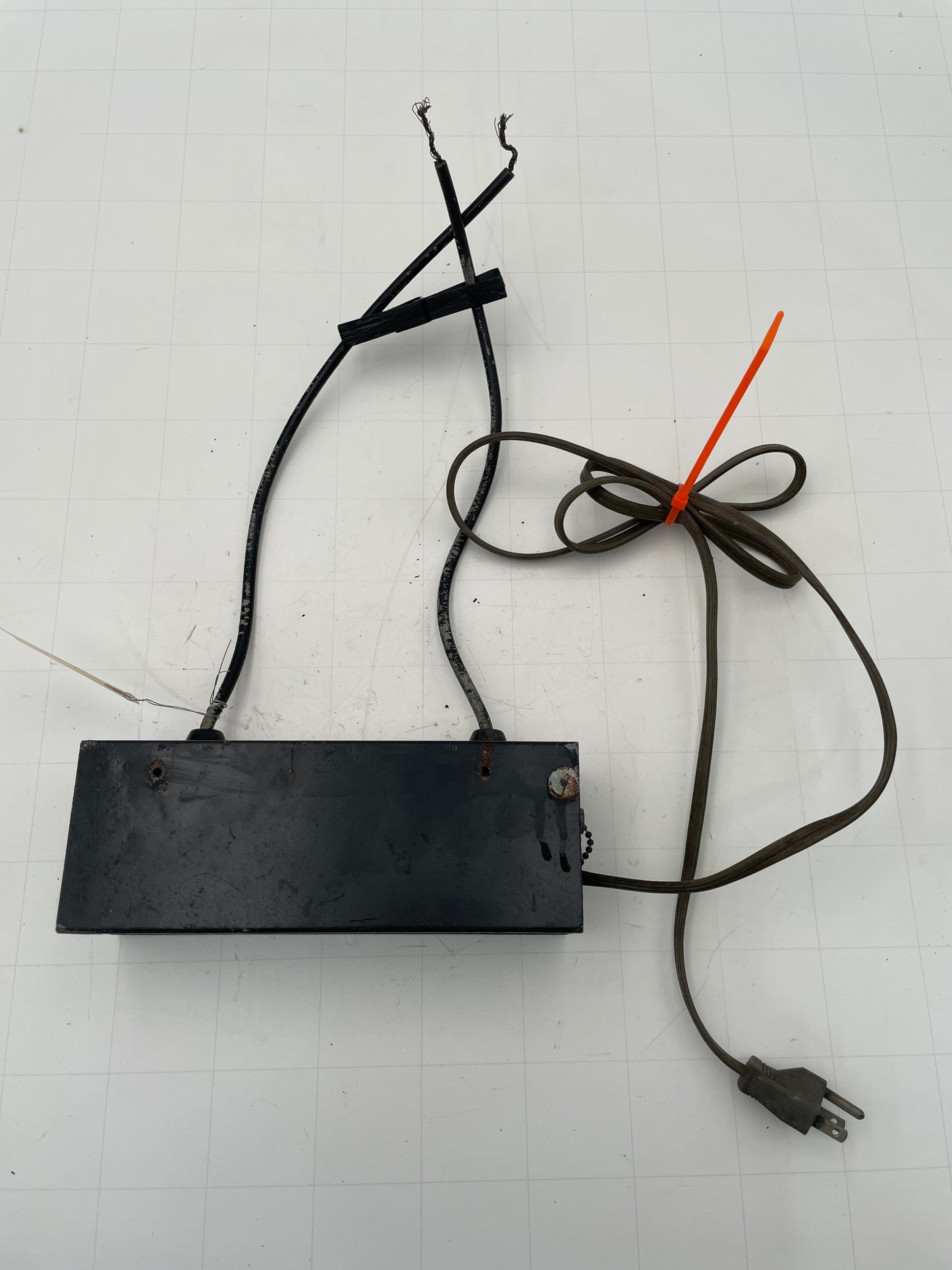 Everbrite Vintage Core & Coil Neon Sign Replacement Transformer – 6Kv
