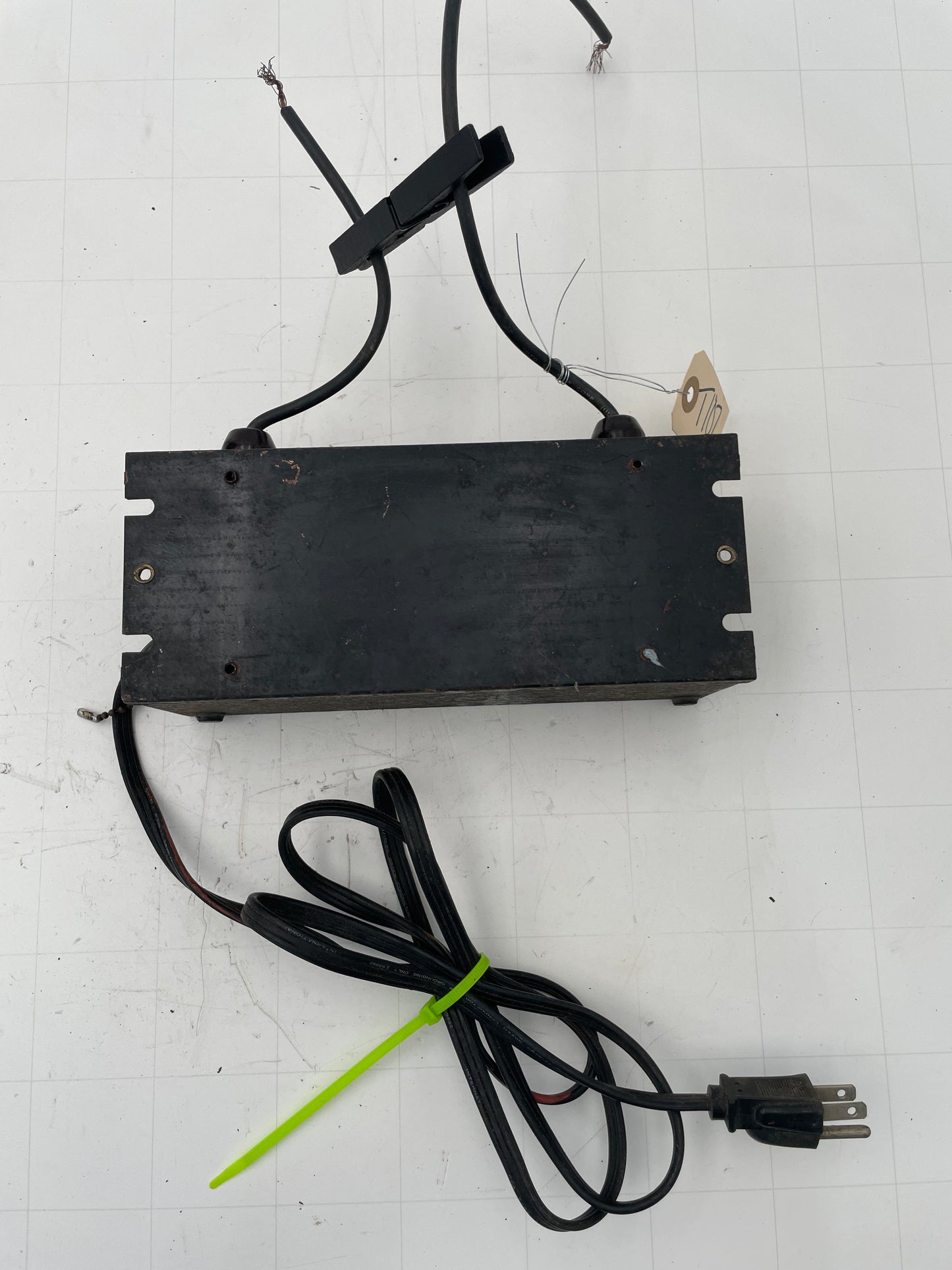 Everbrite Vintage Core & Coil Neon Sign Replacement Transformer – 9Kv