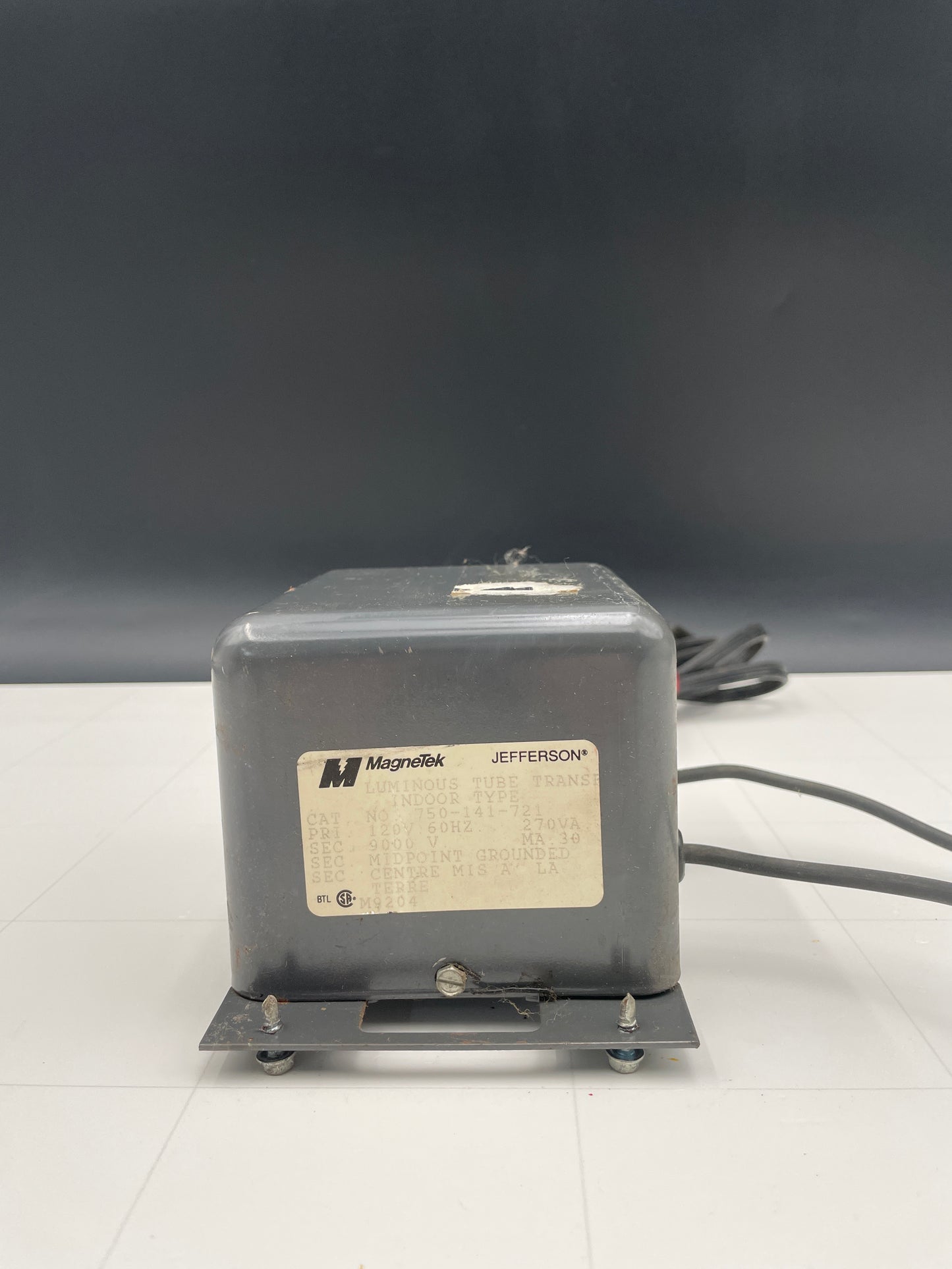 Magnetck Jefferson Vintage Core & Coil Neon Sign Replacement Transformer – 9Kv