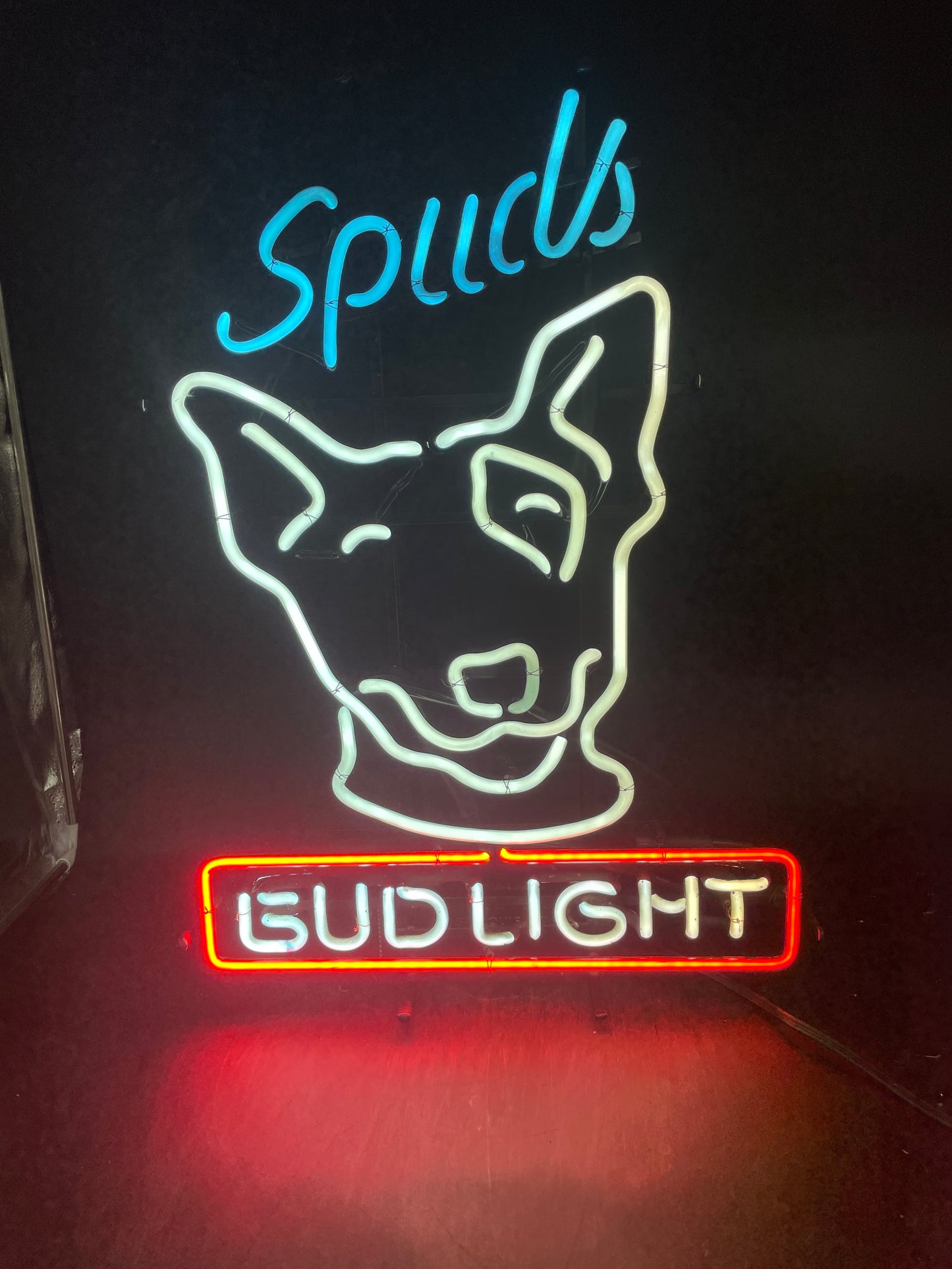 Border for Bud Light Spuds Neon Sign Replacement Tube