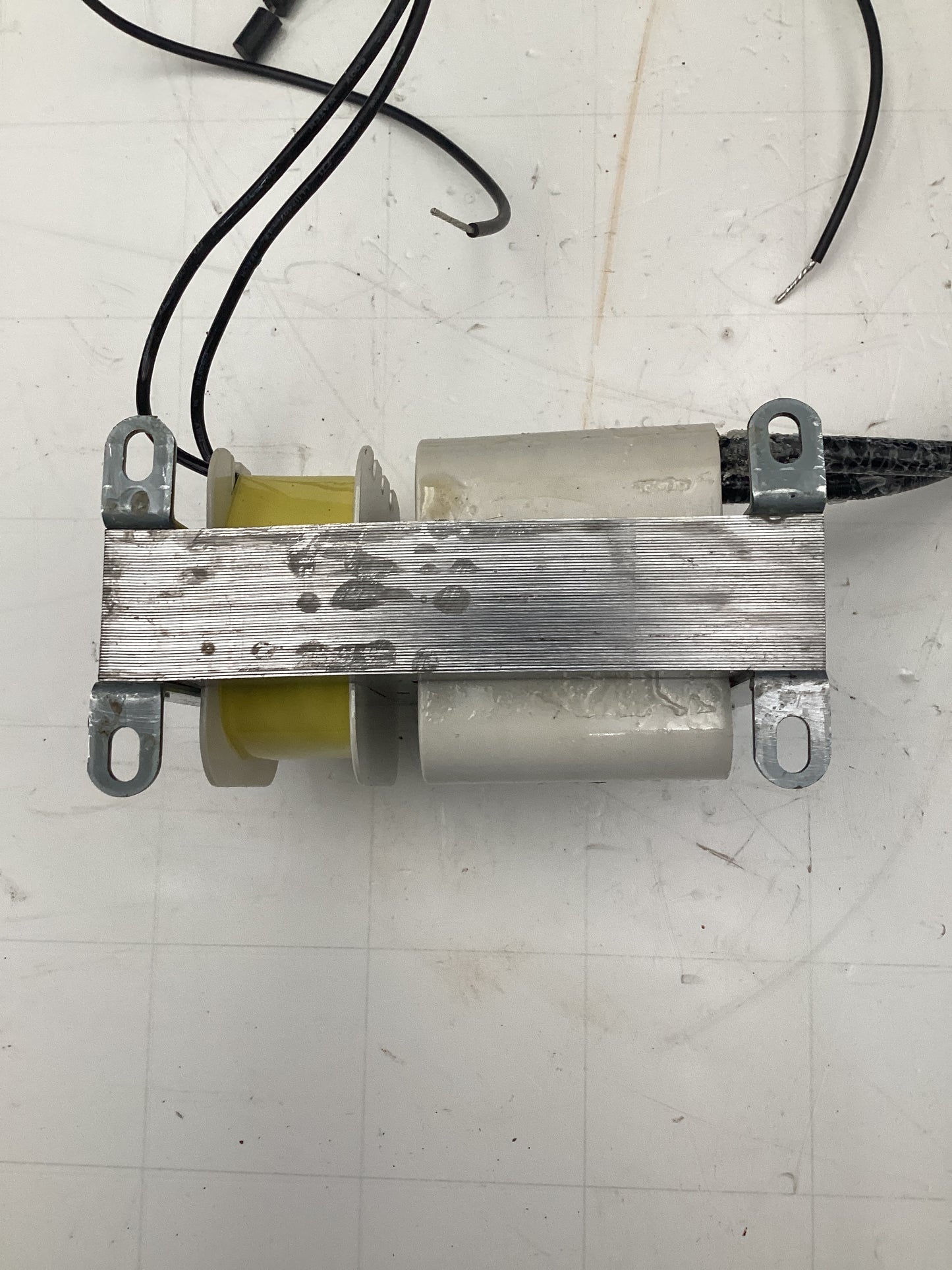 Open Core & Coil Neon Sign Transformer – 4Kv 30mA – CC4030 Equivalent – 120V