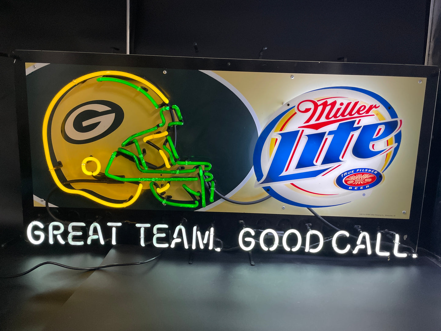 Football Helmet Face Mask unit for Good Team Good Call Teams Replacement Tube - Neon Sign Part