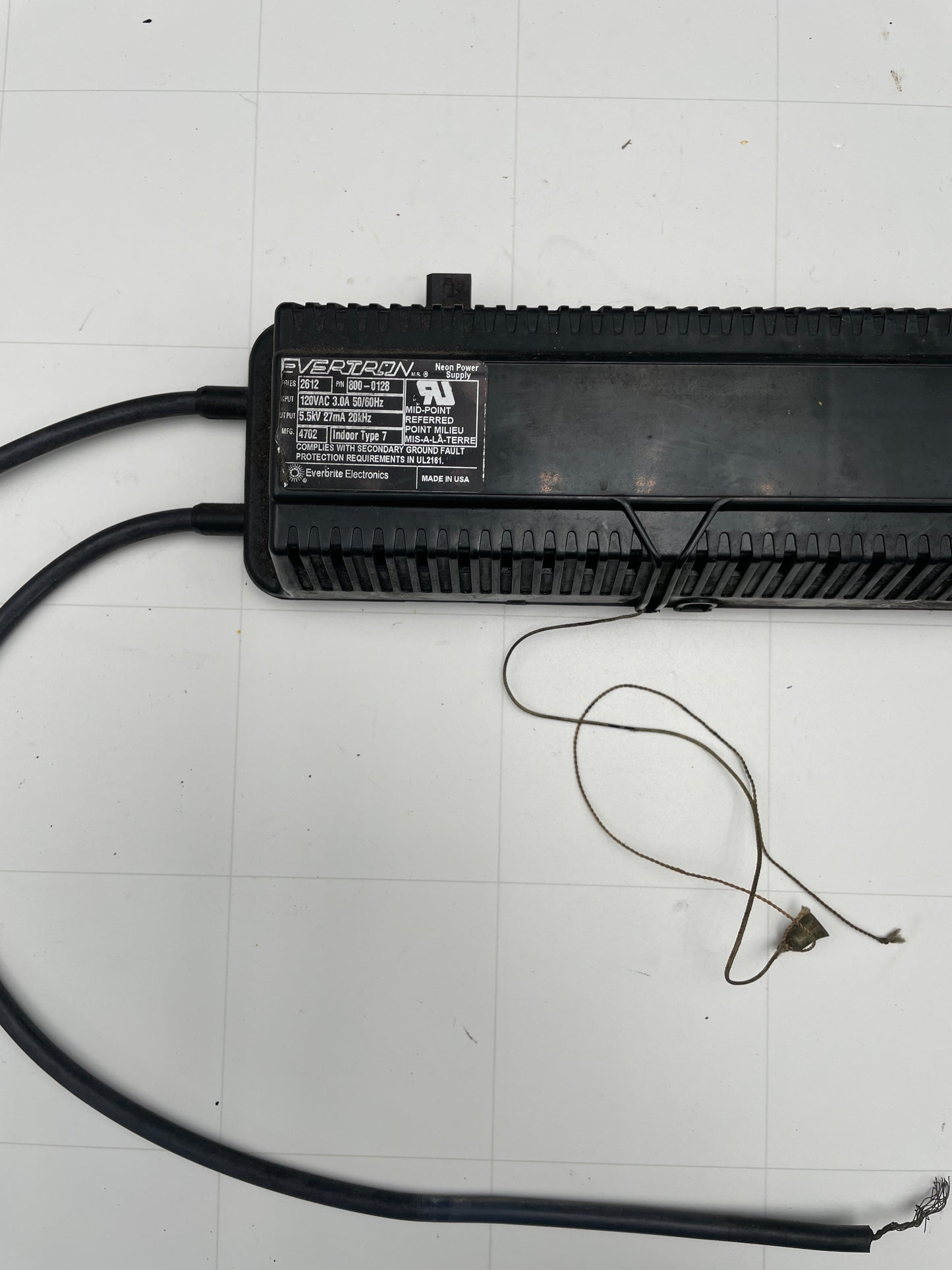 Evertron 3612 With Lower Low Voltage Extra Port Electronic Neon Sign Replacement Transformer – 5.5Kv