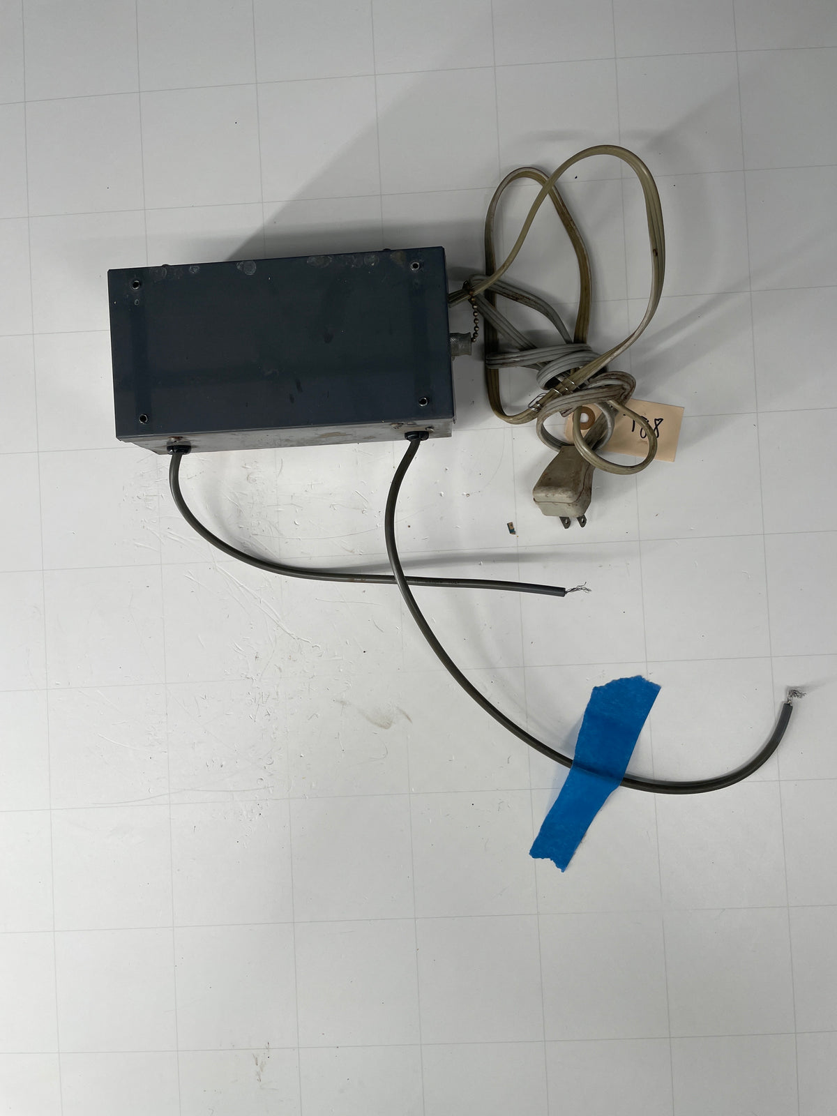 Franceformer Vintage Core & Coil Neon Sign Replacement Transformer – 9Kv Gray Housing