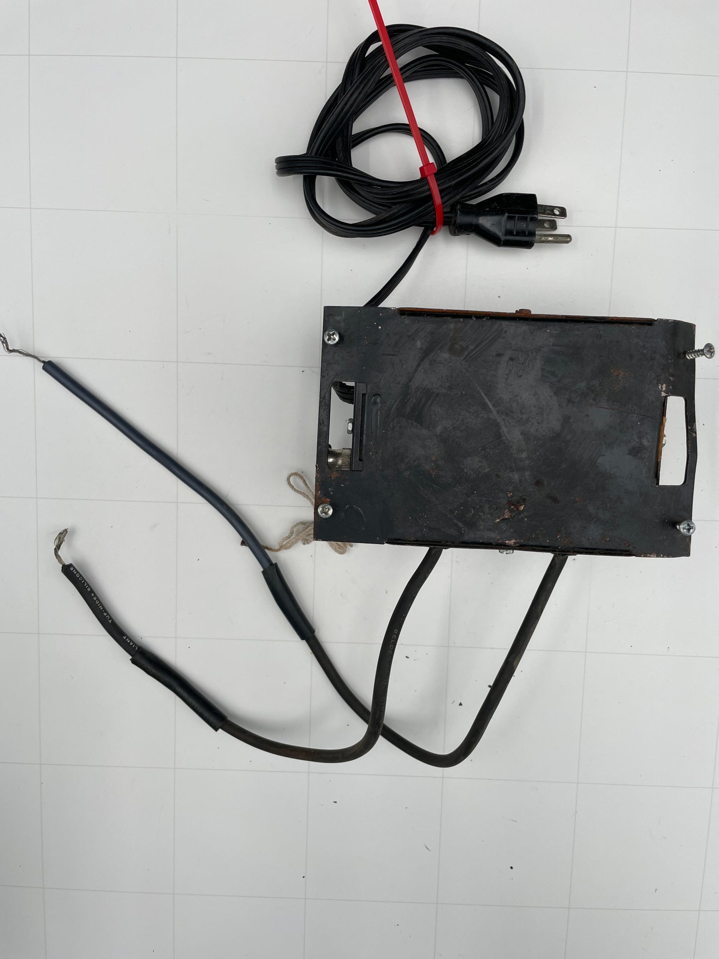 Magnetek / Jefferson Vintage Core & Coil Neon Sign Replacement Transformer – 9Kv