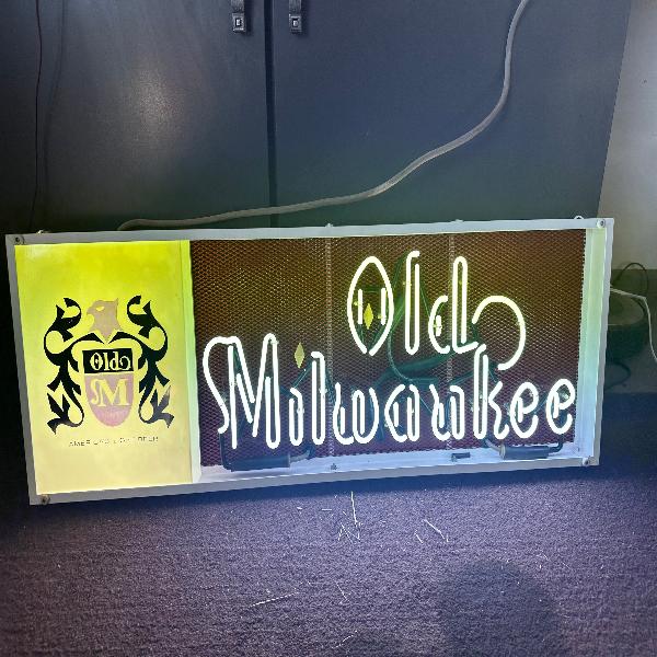 Ol Milw for Vintage Old Milwaukee Neon Sign Replacement Tube