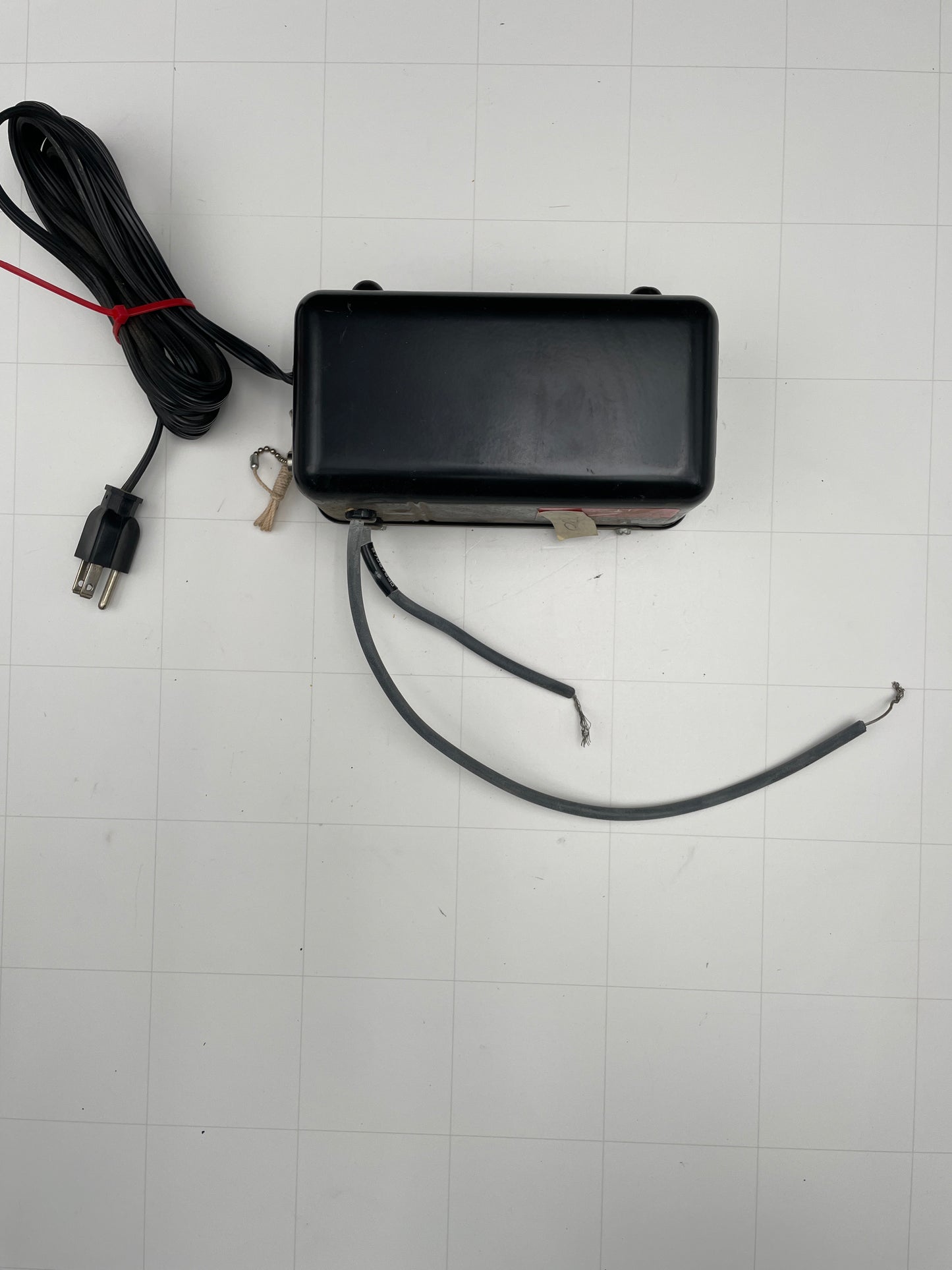 Actown Vintage Core & Coil Neon Sign Replacement Transformer – 7.5Kv