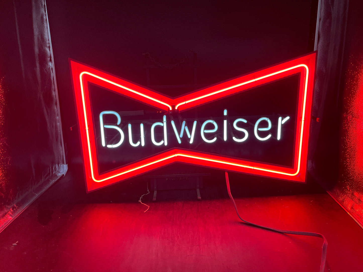 Large Plastic Budweiser Reflector Border for Budweiser Neon Sign Plastic Replacement Panel