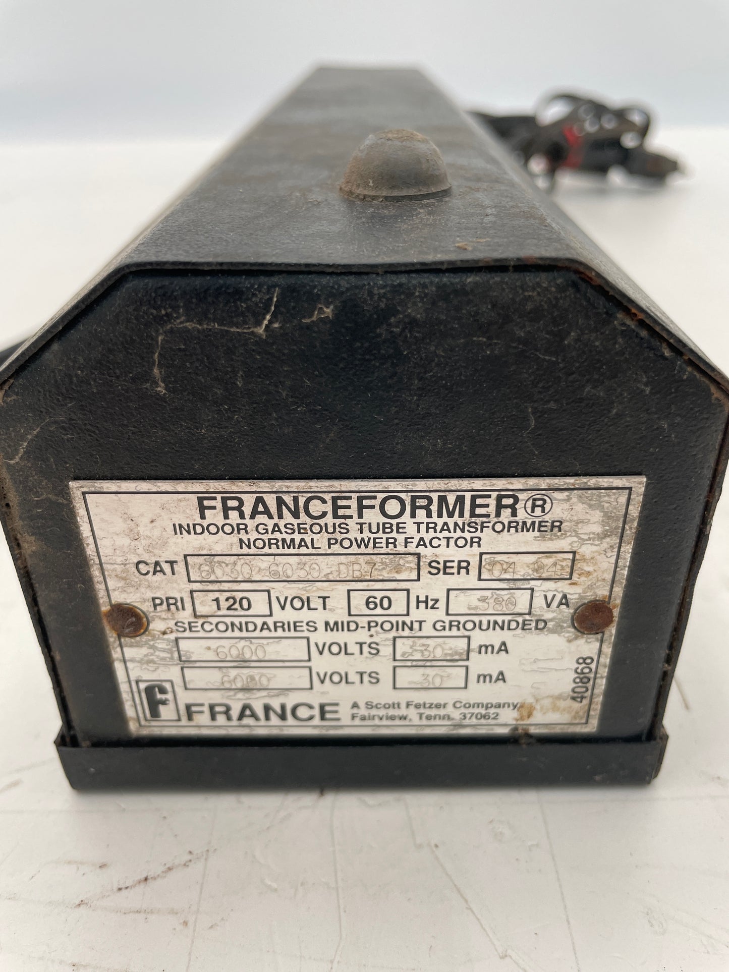 Franceformer Neon Transformer – Model 6030PB7, Dual 6000V 30mA, Midpoint Grounded Vintage Core & Coil Neon Sign Replacement Transformer