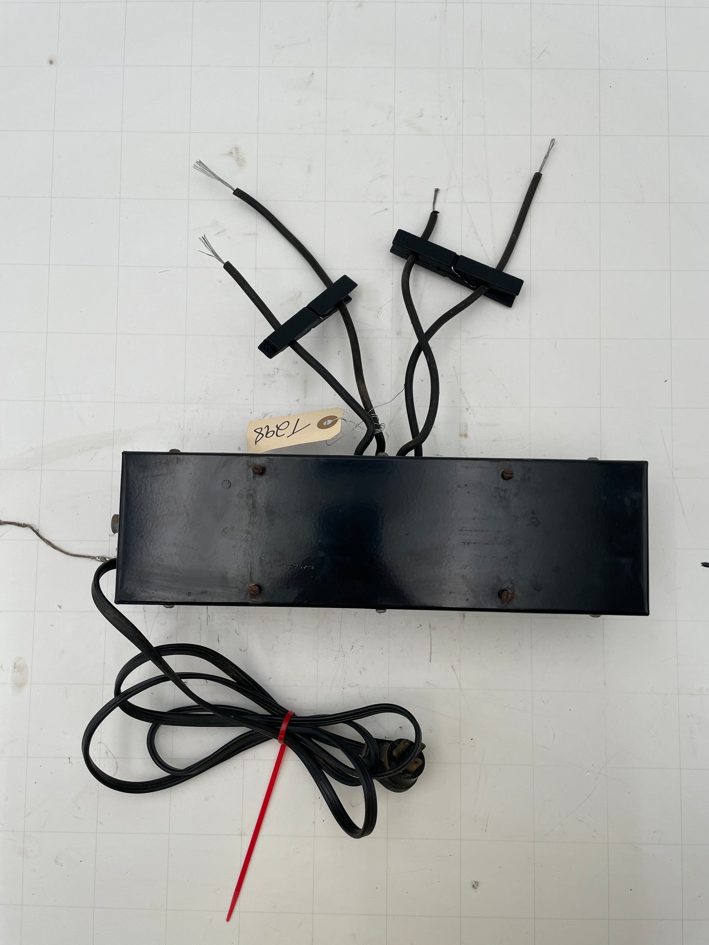 Franceformer Neon Transformer – Model 7530PB7, Dual Output 7500V & 1500V Vintage Core & Coil Neon Sign Replacement Transformer –
