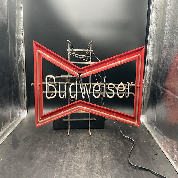 Vintage Budweiser Flasher Neon Sign