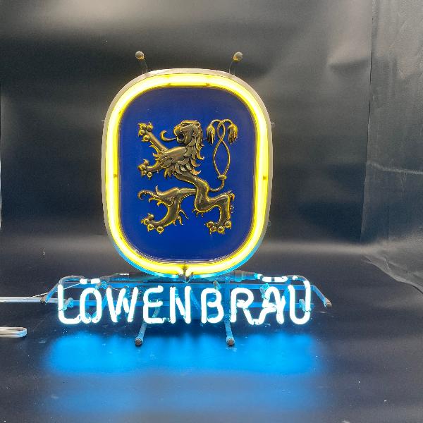 Löwenbräu Neon Sign