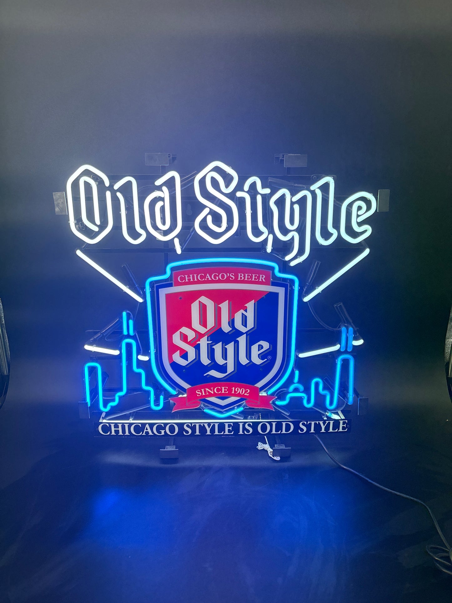 Old Style Neon Beer Sign – Chicago Style
