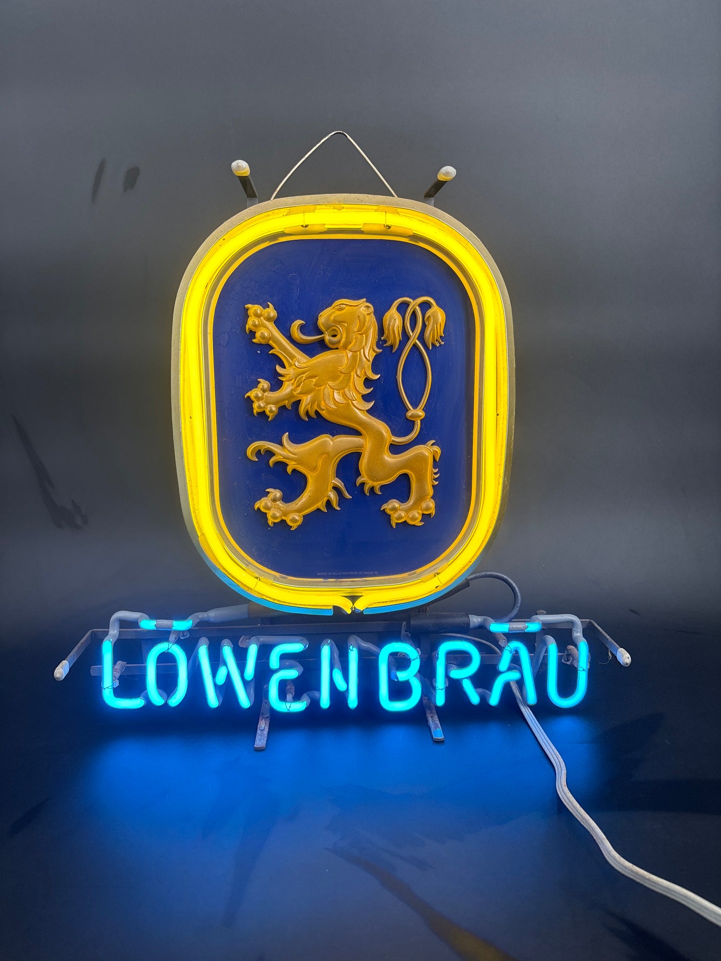 Lowenbrau Neon Sign