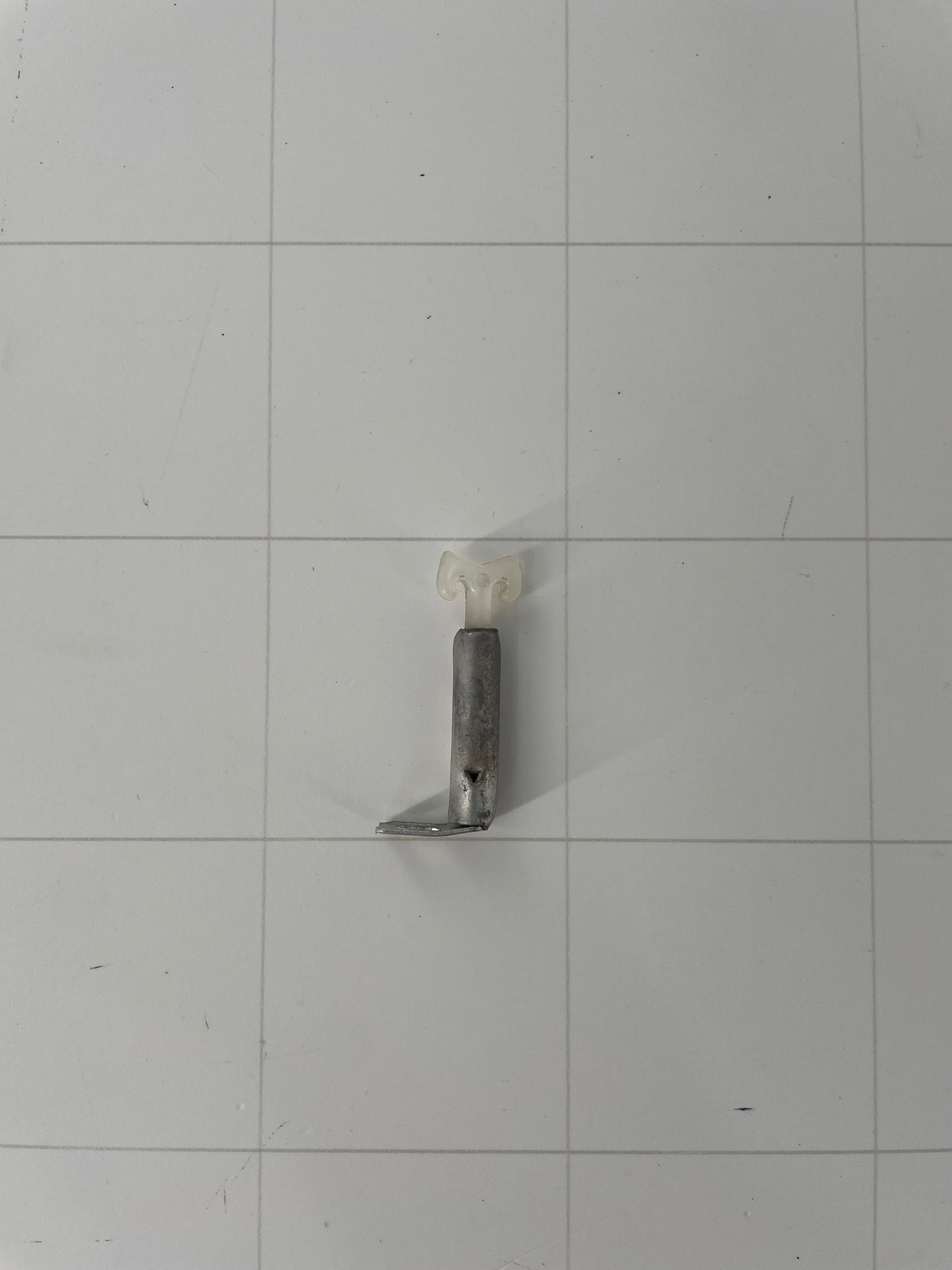 13mm Neon Sign Replacement Grey Metal Tube Support – 2" Height