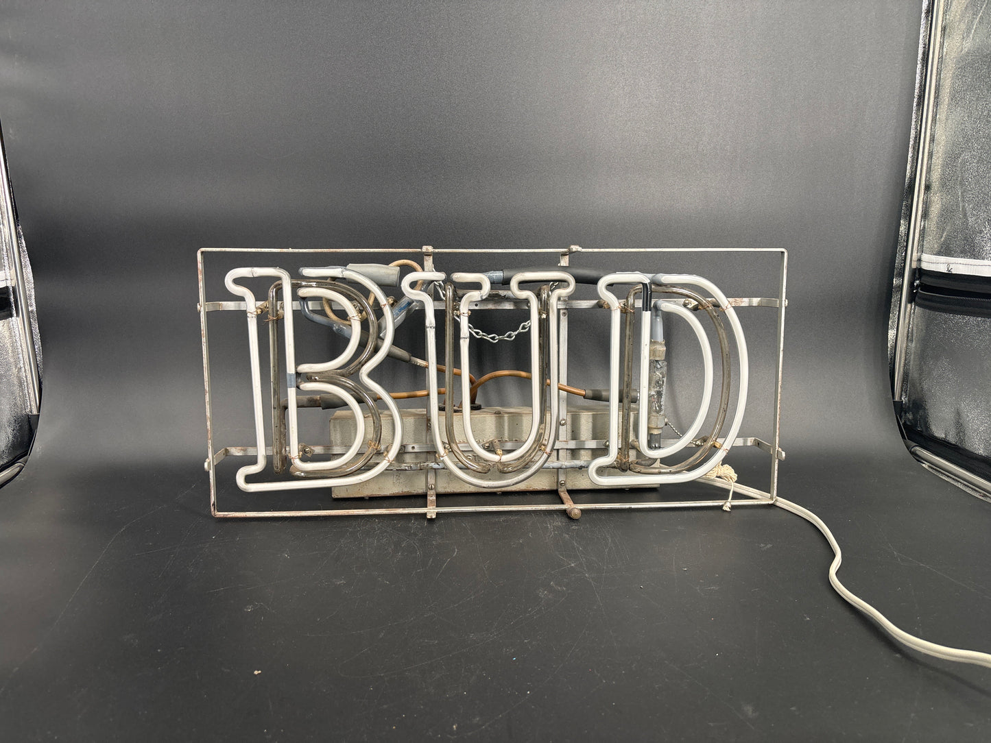 Bud Flashing Neon Sign