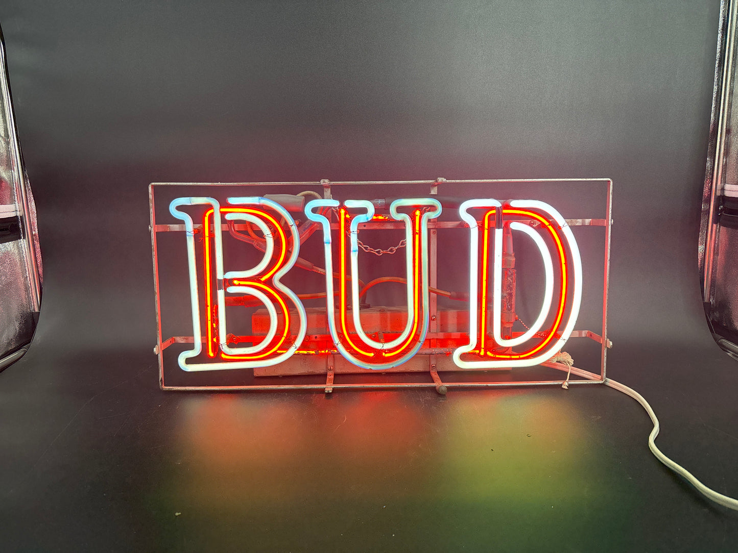 Bud Flashing Neon Sign