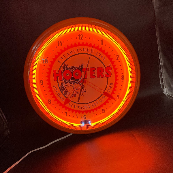 Hooters Neon Wall Clock – Early 1990s