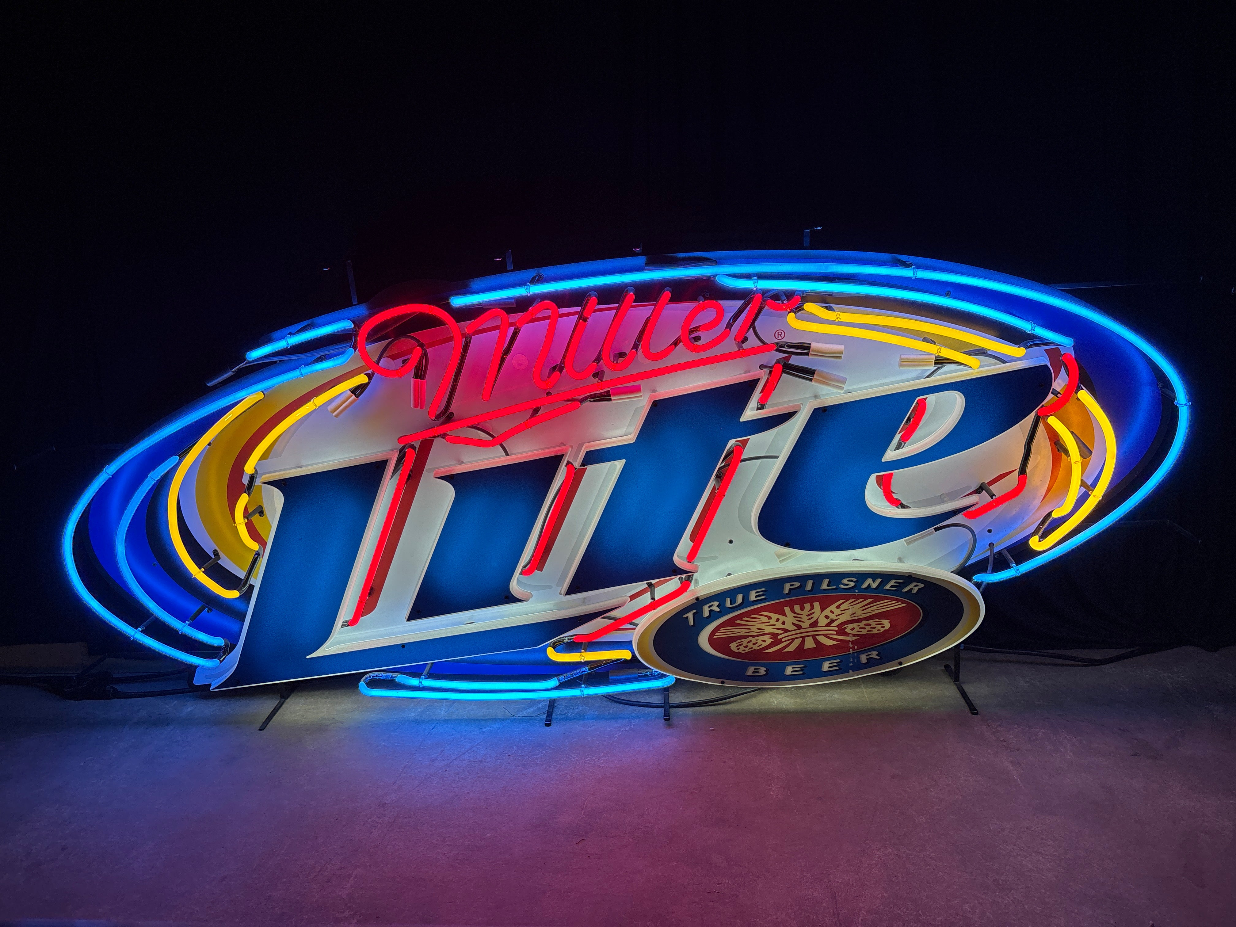 Large Miller Lite Neon Sign – NeonSignRevival