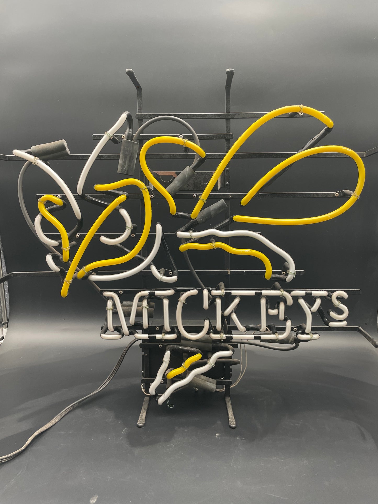 Mickey’s Stinger Bee Neon Sign