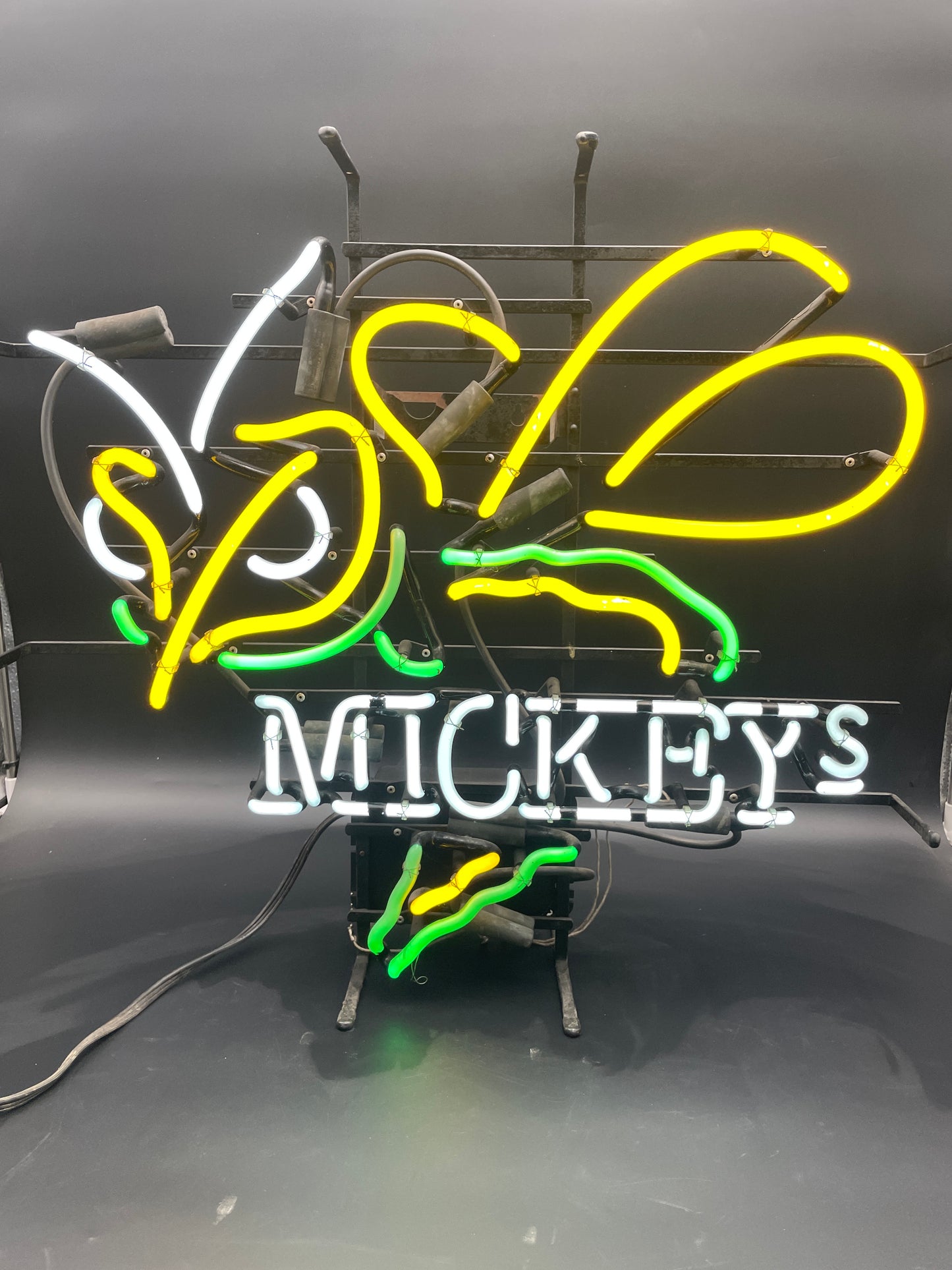Mickey’s Stinger Bee Neon Sign