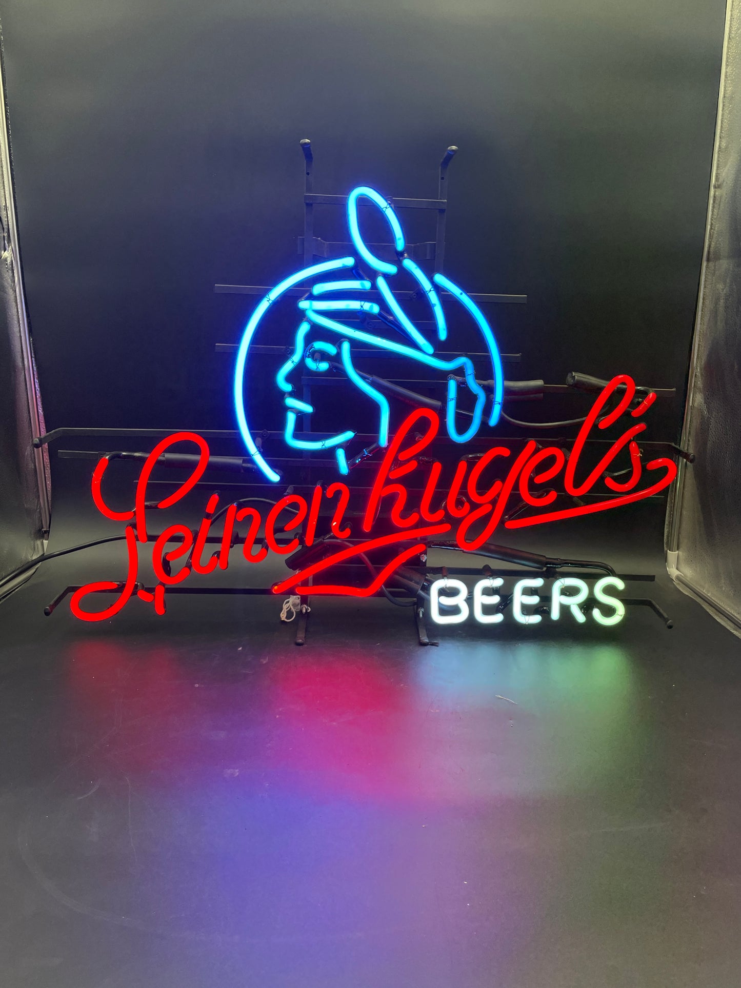 Leinenkugel's Neon Sign