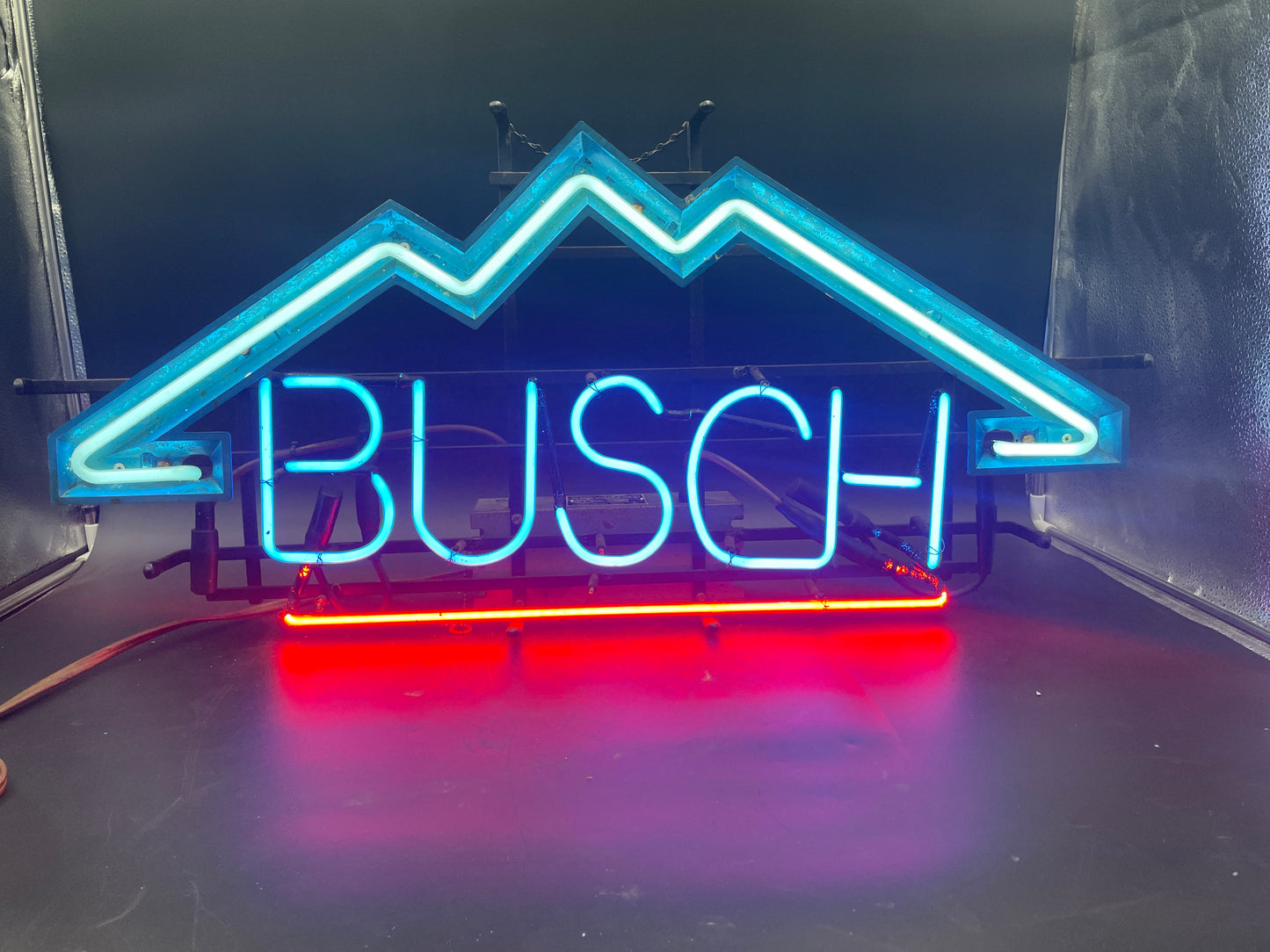 Busch Mountains Neon Sign