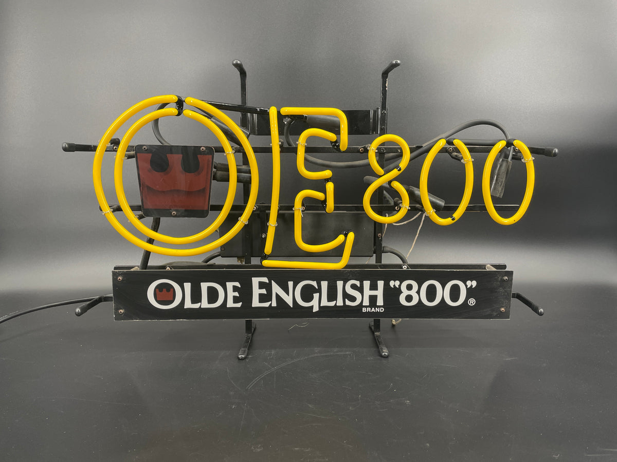 OE 800 Neon Sign